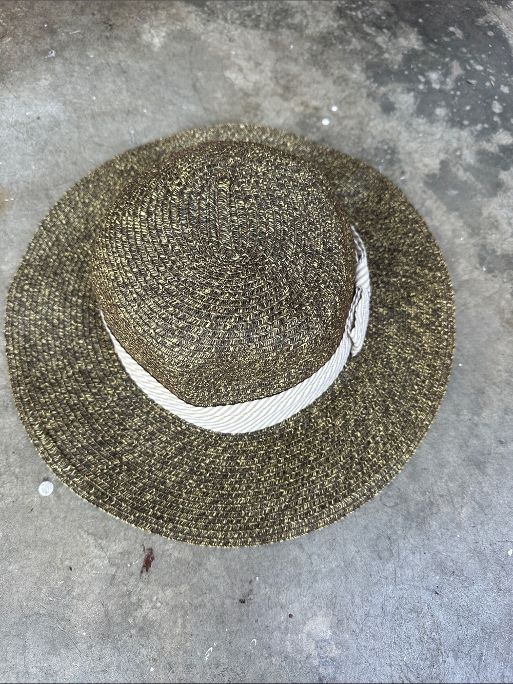 Goorin Bros Woven Straw Sun Hat with White Band